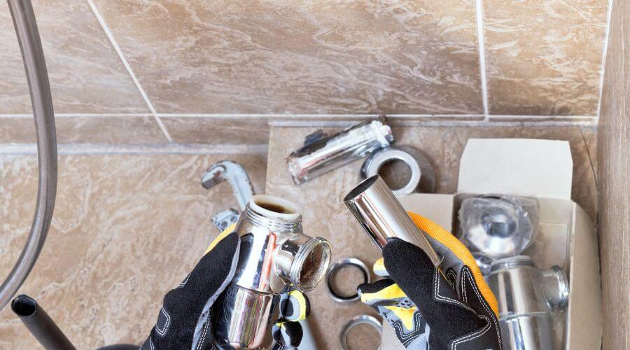 Professional gutter cleaning in Monroe, AR